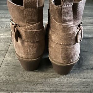 Cute suede bootiies camel/beige
